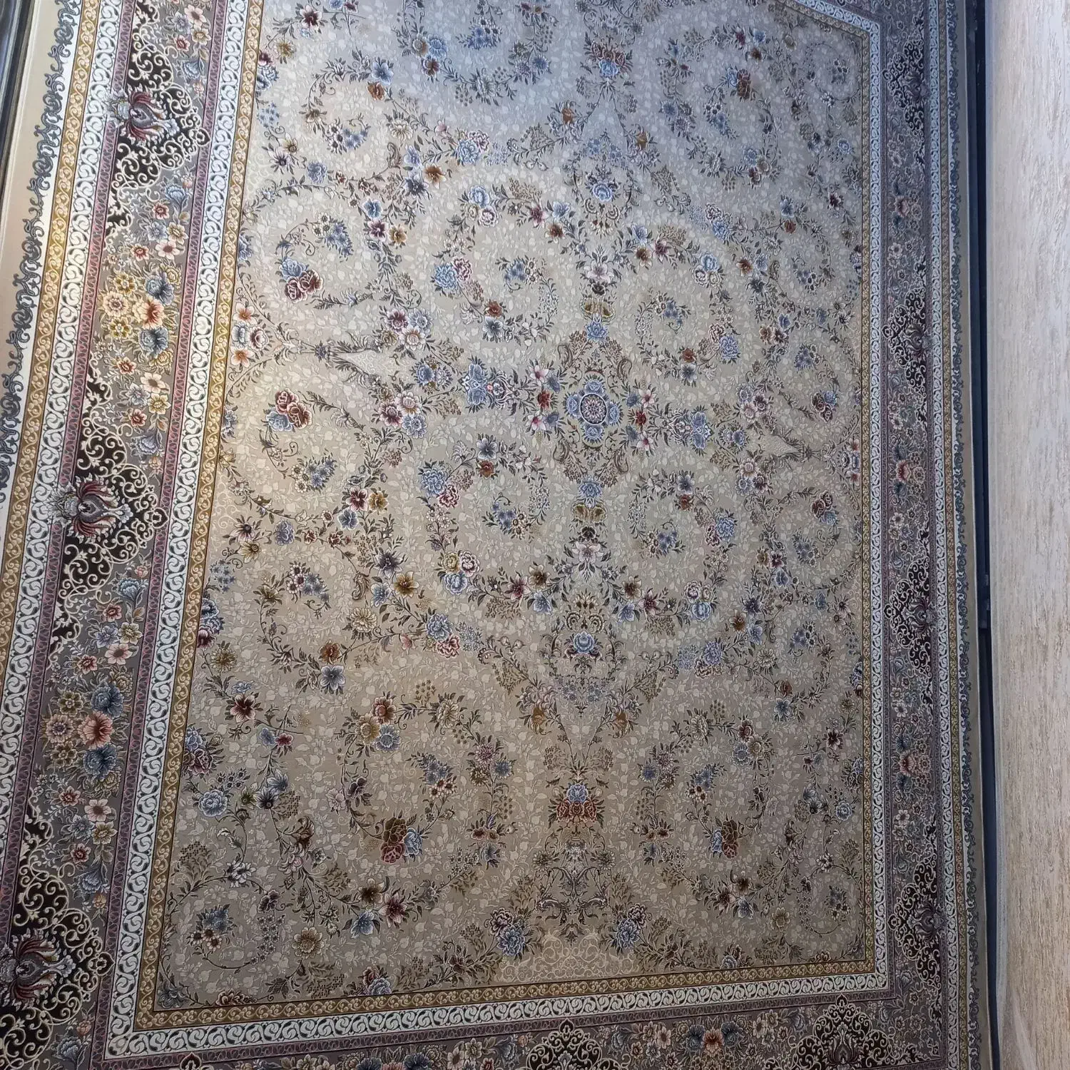دوعددفرش 9متری ویک عدد قالیچه همین طرح فرش|فرش|نیشابور, شهید بهشتی|دیوار