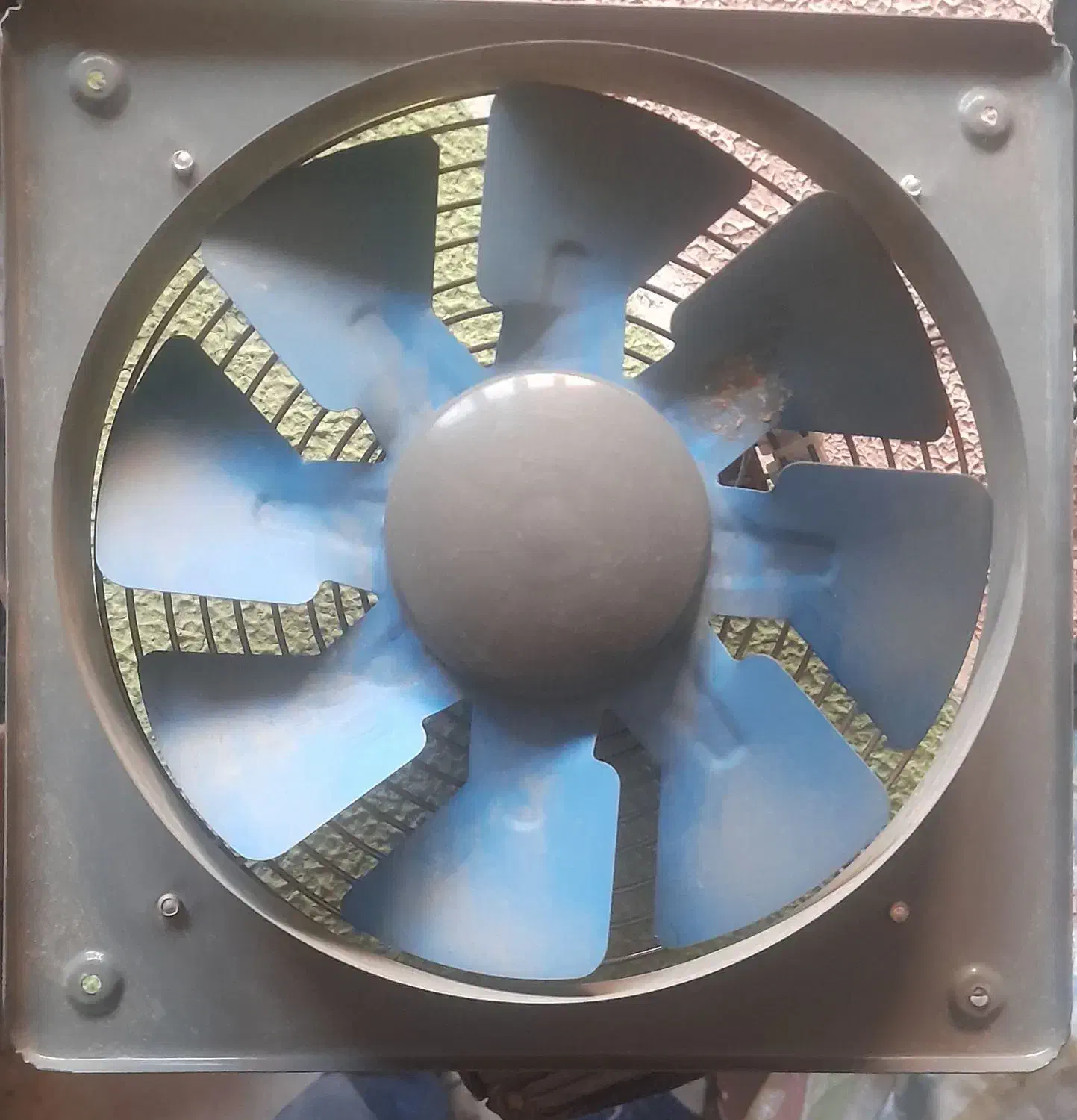 فن دمنده  ۳۰×۳۰|پنکه و تصفیه‌کنندهٔ هوا|تبریز, |دیوار