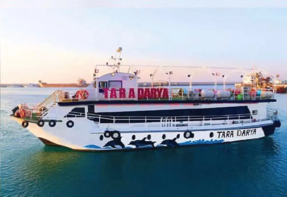 سالن دار کشتی تفریحی خانوم یا اقا نیرو کافی شاپ|استخدام خدمات فروشگاه و رستوران|قشم, |دیوار