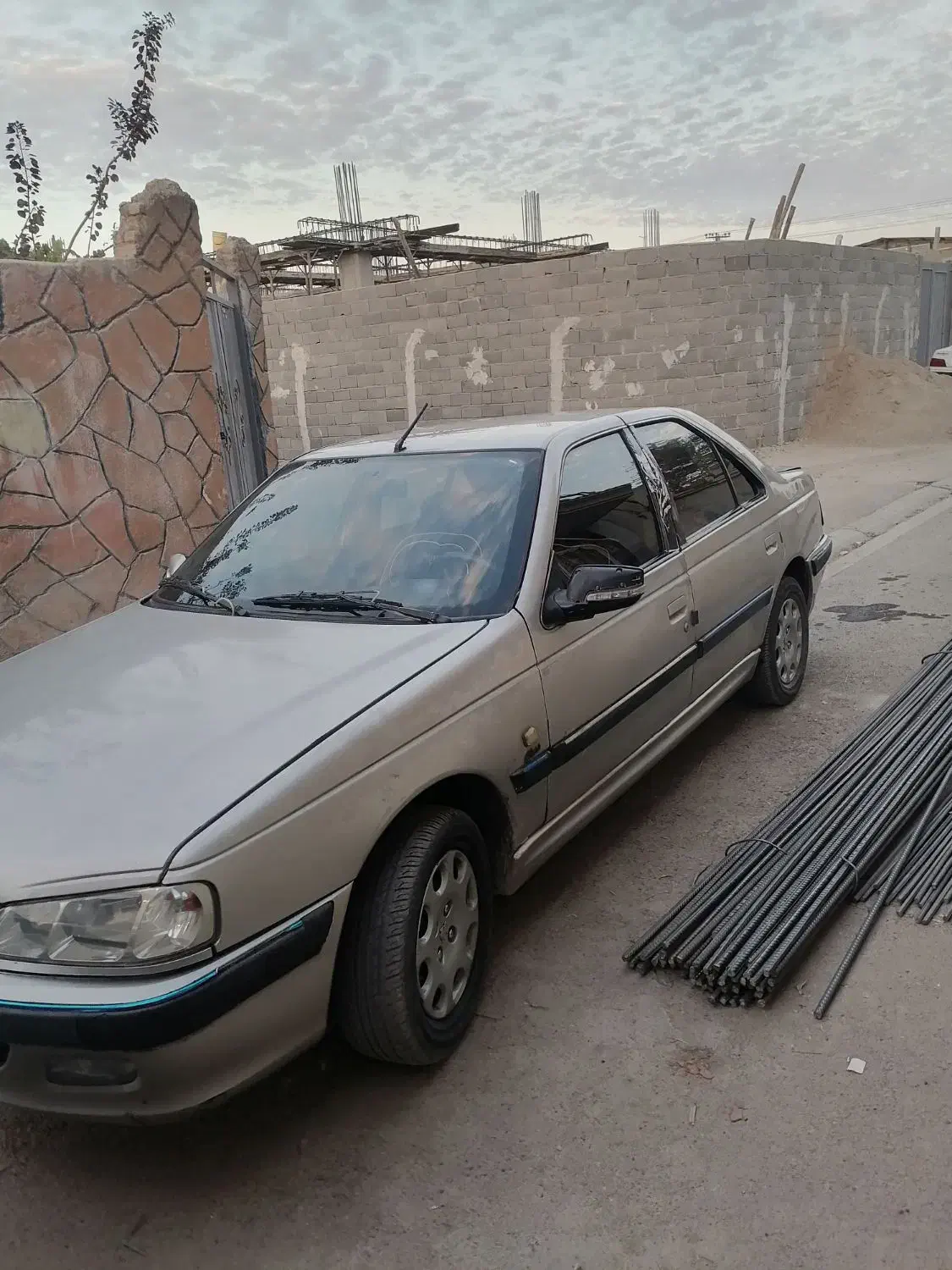 پژو پارس معاوضه با 111 هم قیمت هم دارم|خودرو سواری و وانت|پیشوا, |دیوار