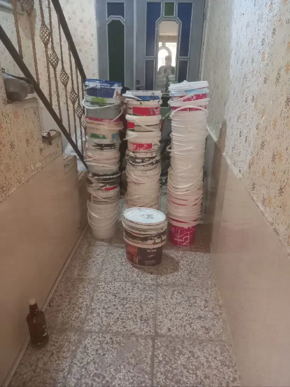 سطل رنگ|ظروف نگهدارنده، پلاستیکی، یک‌بارمصرف|مشهد, شهرک بهارستان|دیوار