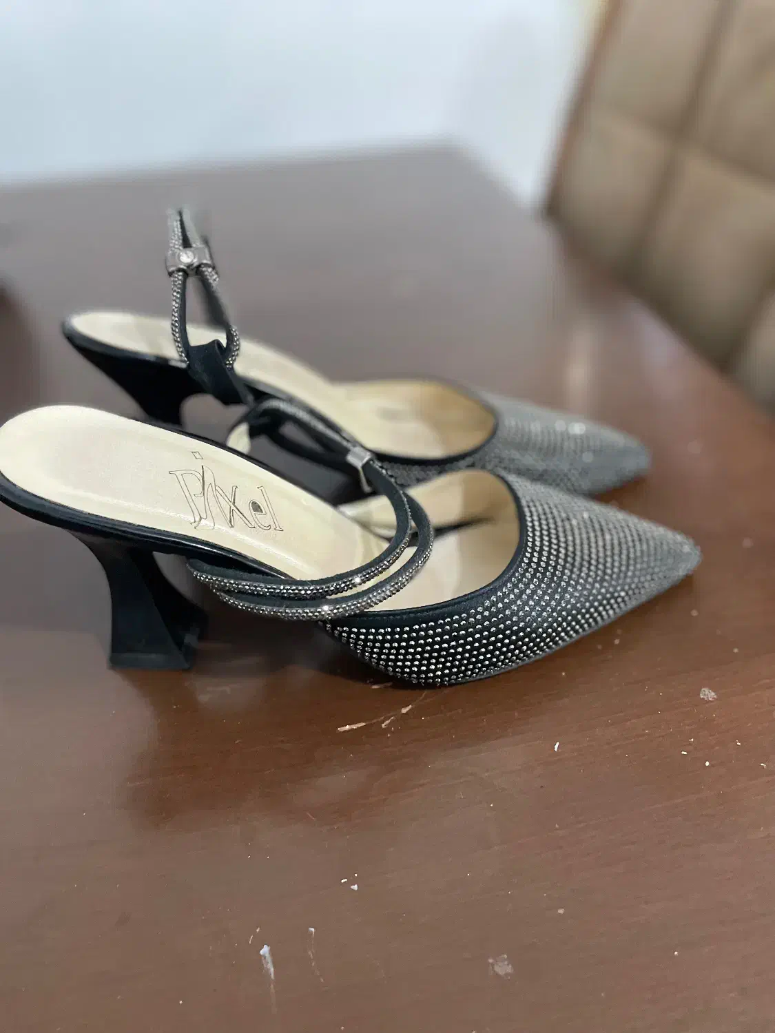 کفش مجلسی|کیف، کفش، کمربند|گرگان, |دیوار