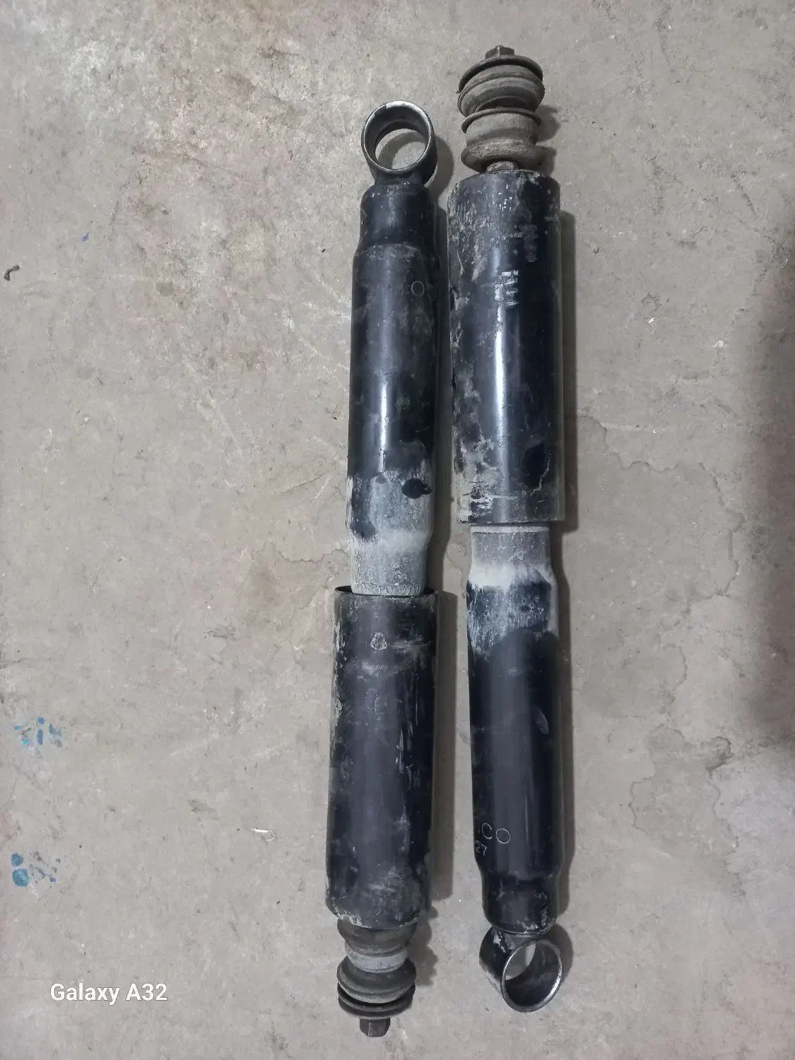 کمک فنر جلو نیسان وانت|قطعات یدکی و لوازم جانبی|بجنورد, |دیوار