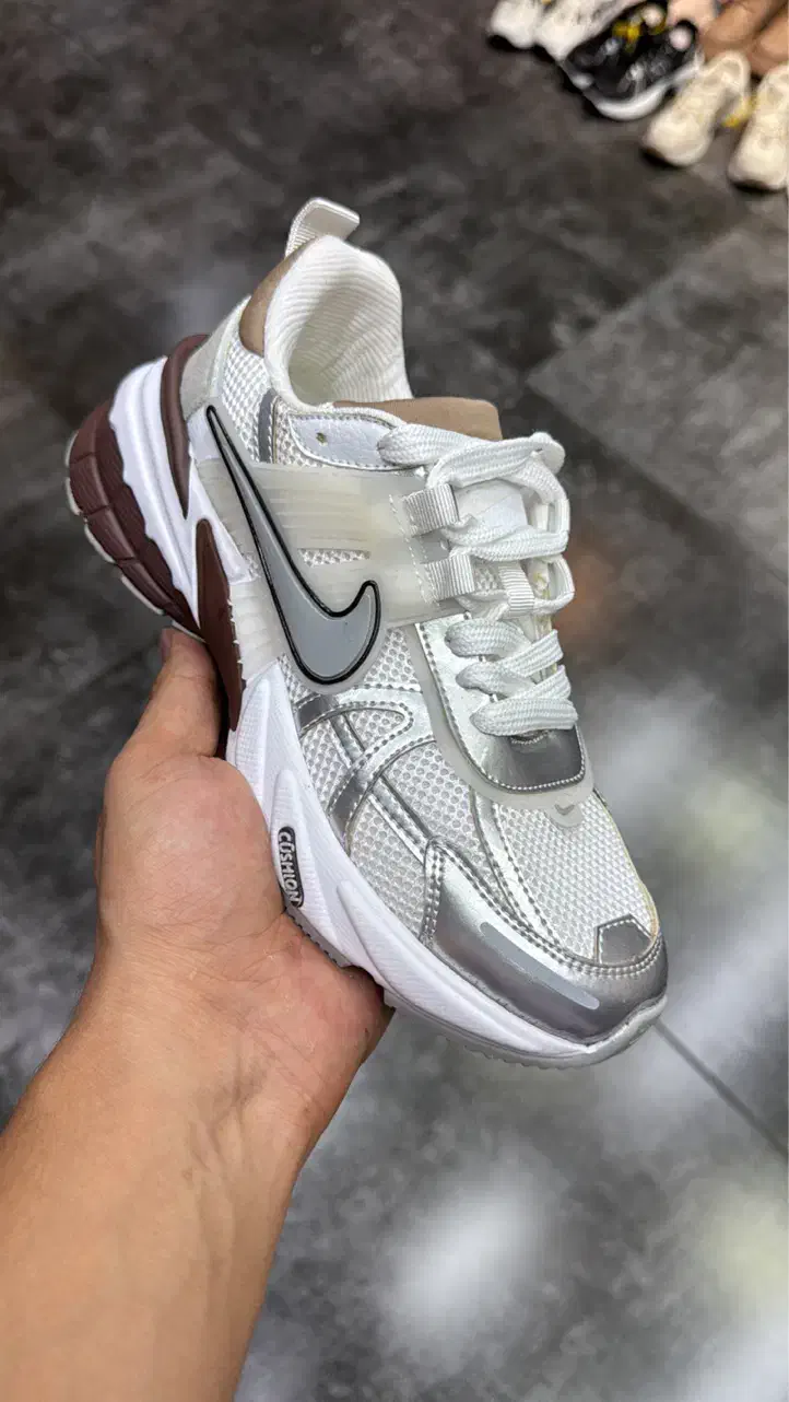 نیروی آقا فروشنده|استخدام خدمات فروشگاه و رستوران|تهران, نازیآباد|دیوار