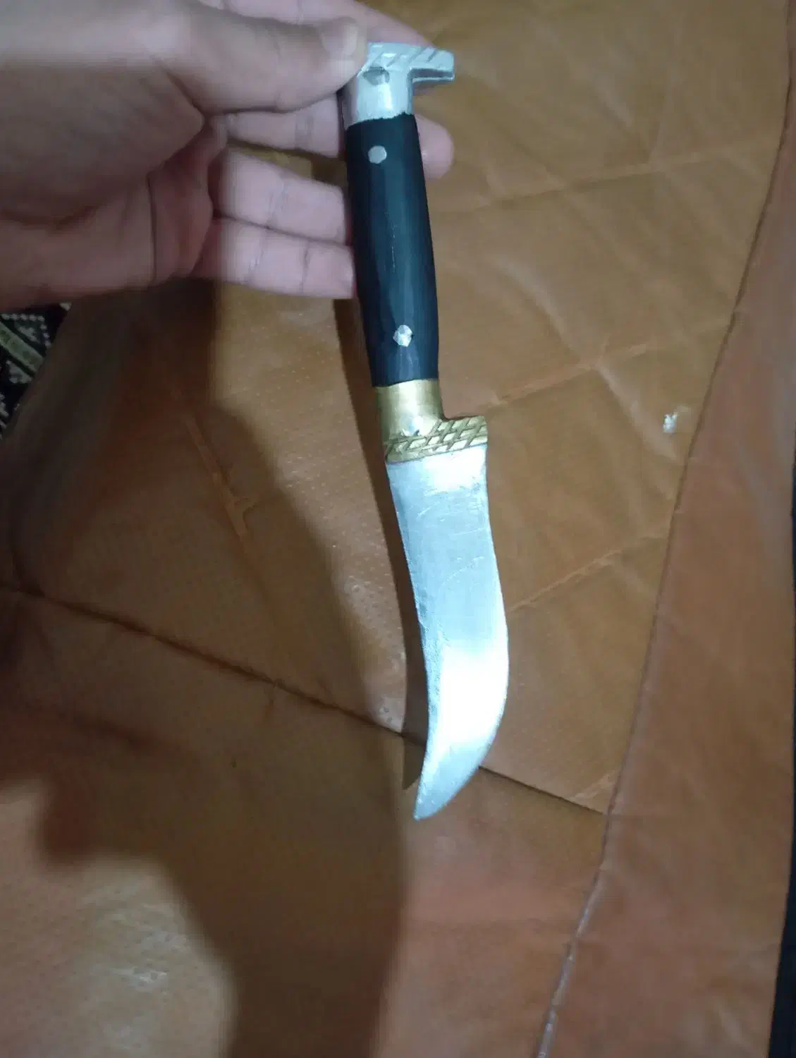چاقو دست ساز قدیمی وخوش دست. قیمت 800000|کوهنوردی و کمپینگ|کاشمر, |دیوار
