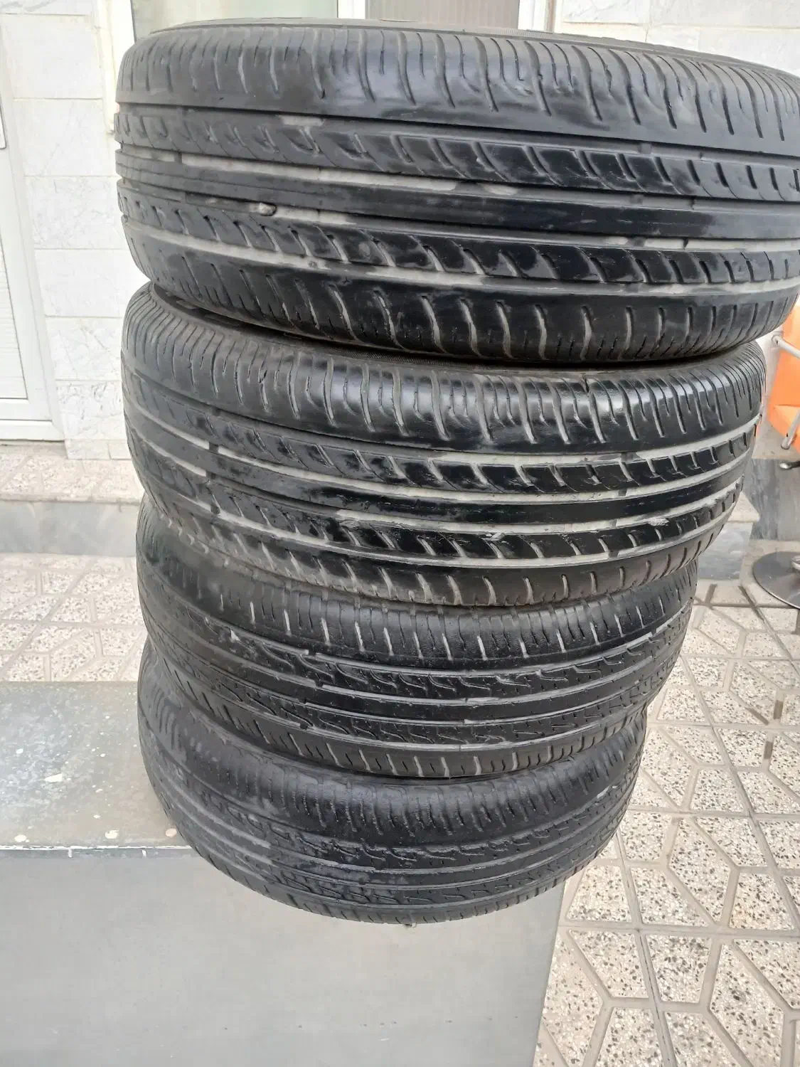 لاستیک پژویی 185 ،65|قطعات یدکی و لوازم جانبی|اراک, |دیوار