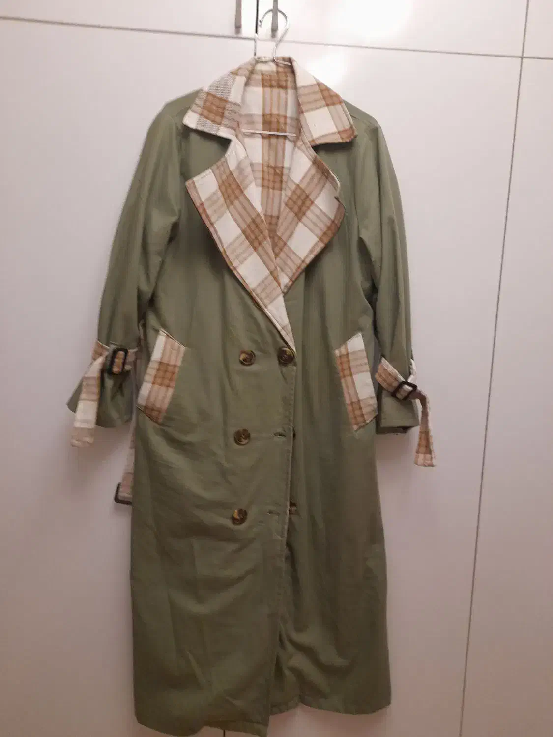 بارونی استر دار|لباس|کرج, گلستان|دیوار