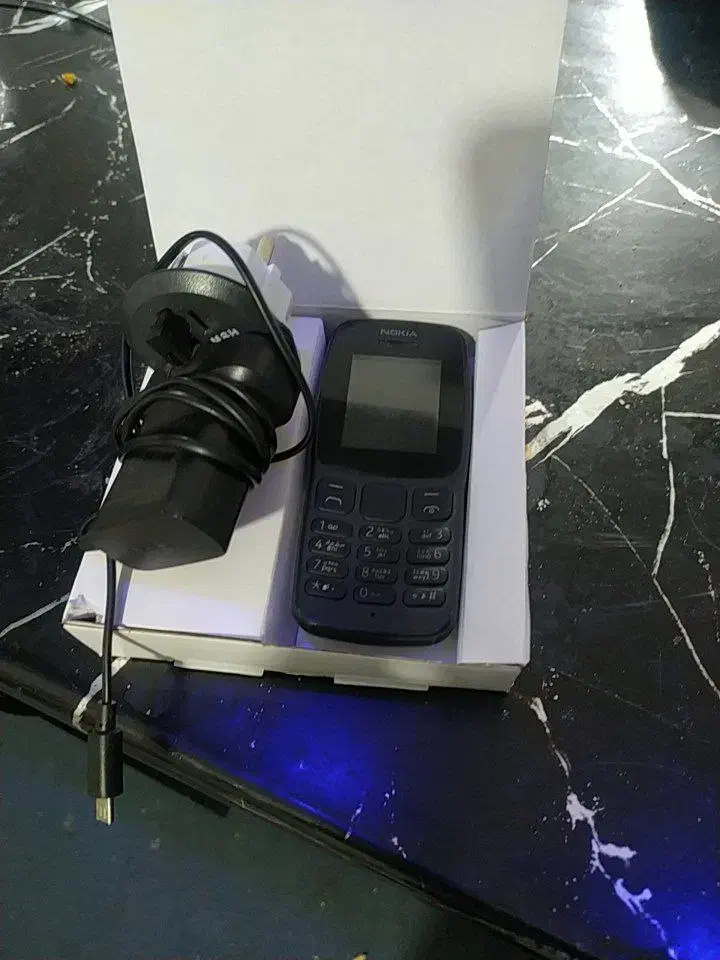 گوشی نوکیا ۱۰۶ 4g|موبایل|تربتحیدریه, شهرک ولیعصر|دیوار