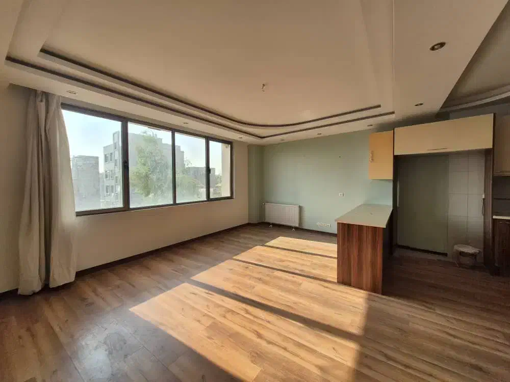 80 متر 2خ شریعتی بهار شیراز فول غرق نور