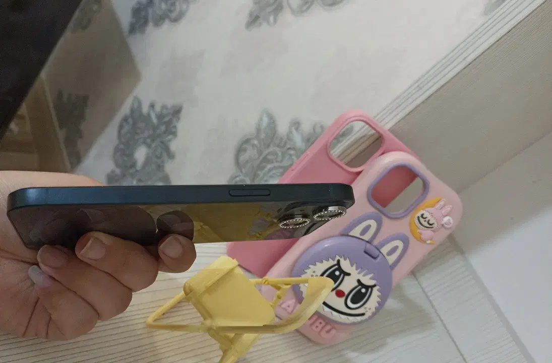 گوشی آیفون نرمال13|موبایل|بم, |دیوار