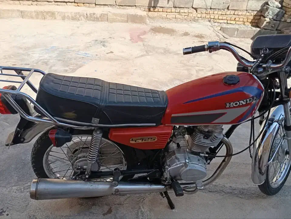 موتور هوندا مزایده مدل ۸۶|موتورسیکلت|بروجن, |دیوار