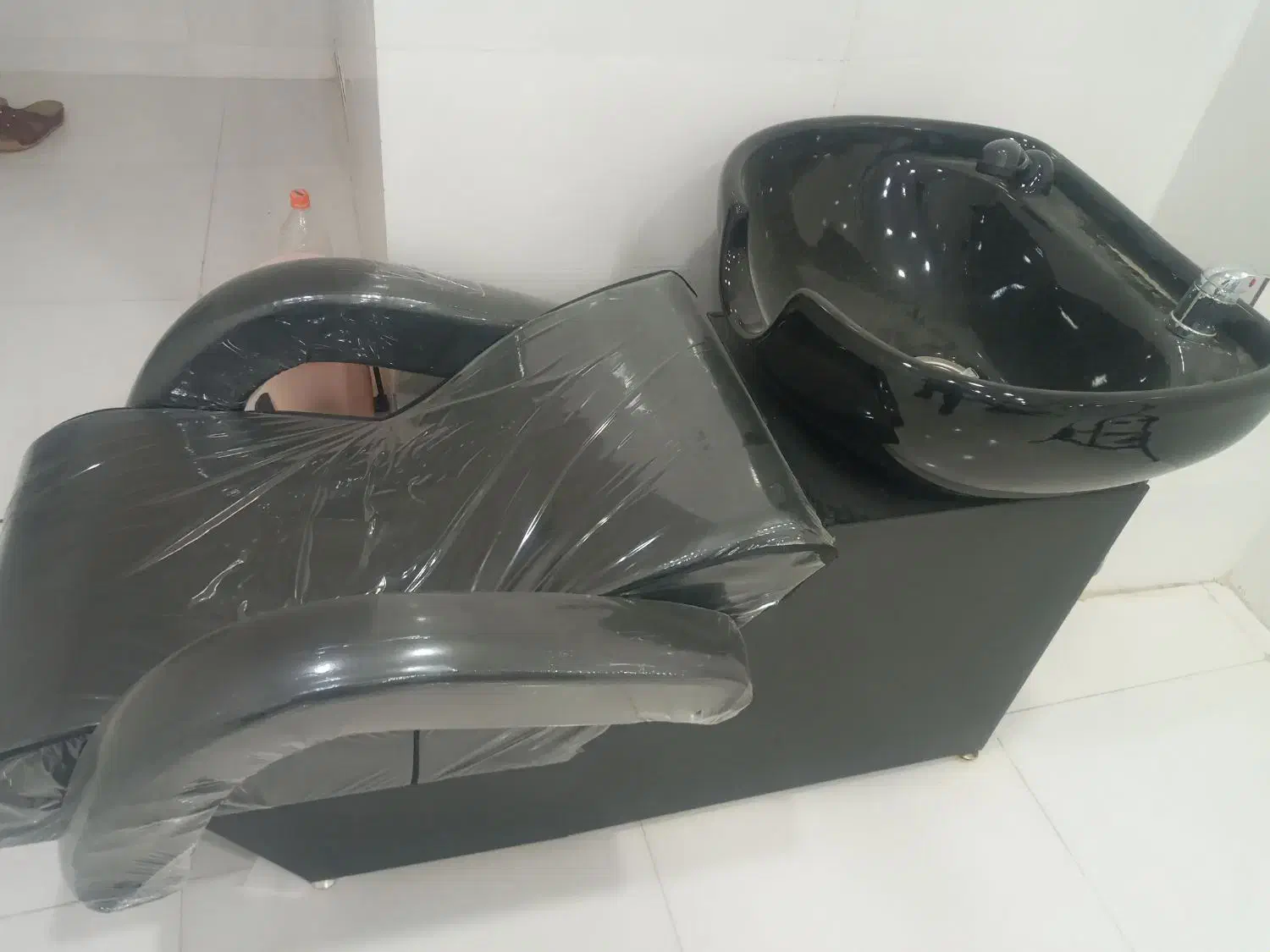 فروش تجهیزات آریشگاه زنانه|آرایشگاه و سالن‌های زیبایی|خورموج, |دیوار