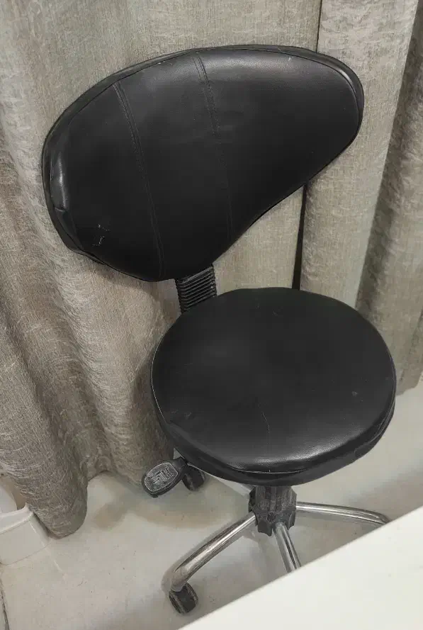 فروشی|آرایشگاه و سالن‌های زیبایی|محمدیه-قزوین, |دیوار