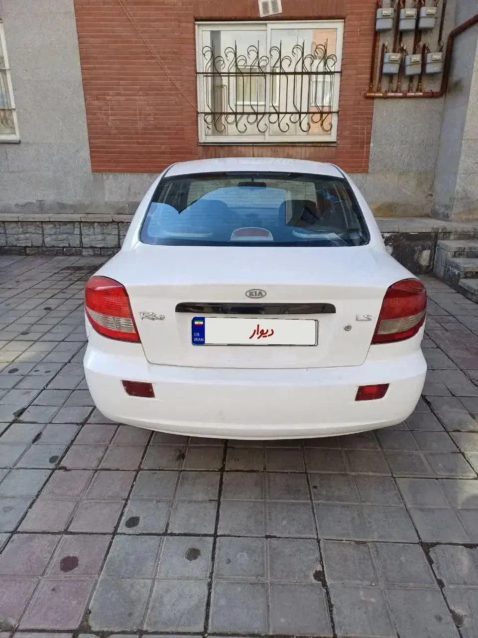 ریو 86 سفید تمیز|خودرو سواری و وانت|تهران, بنی‌هاشم|دیوار