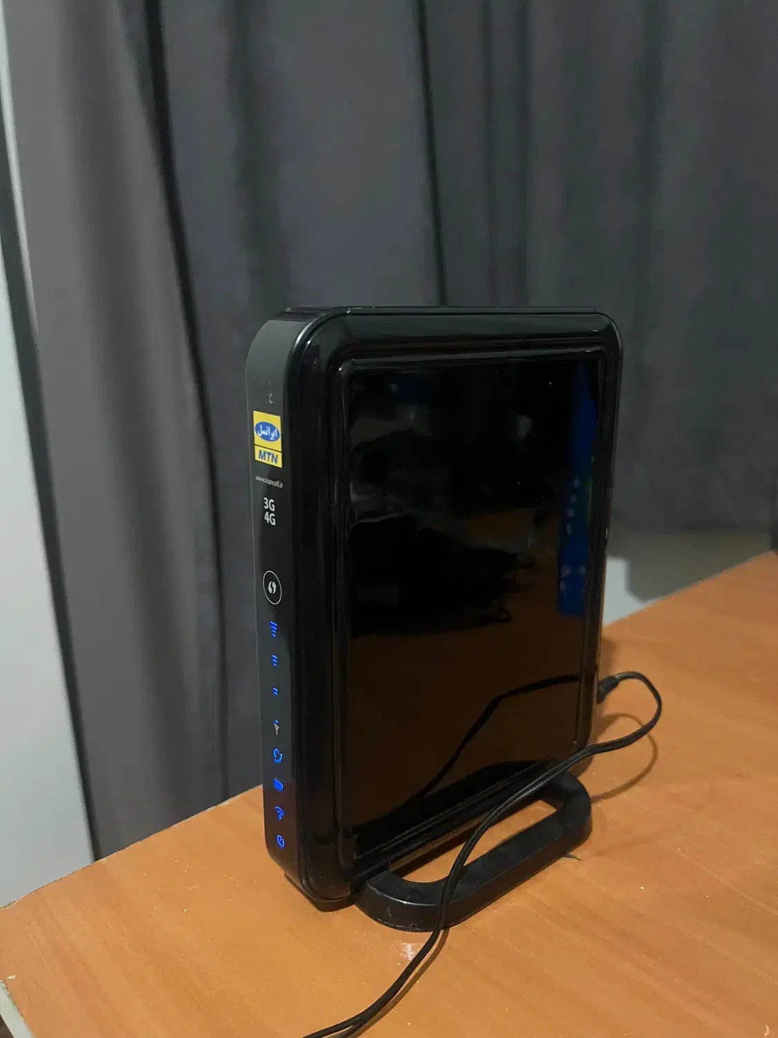 مودم 4G ایرانسل مدل D-100 - انلاک|مودم و تجهیزات شبکه|تهران, شهرک استقلال|دیوار