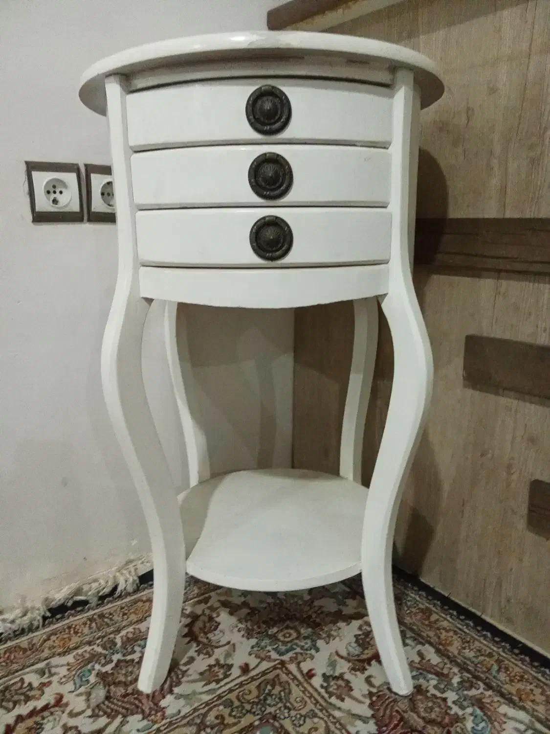 میزتلفن سفید|میز تلفن|ورامین, ورامین|دیوار