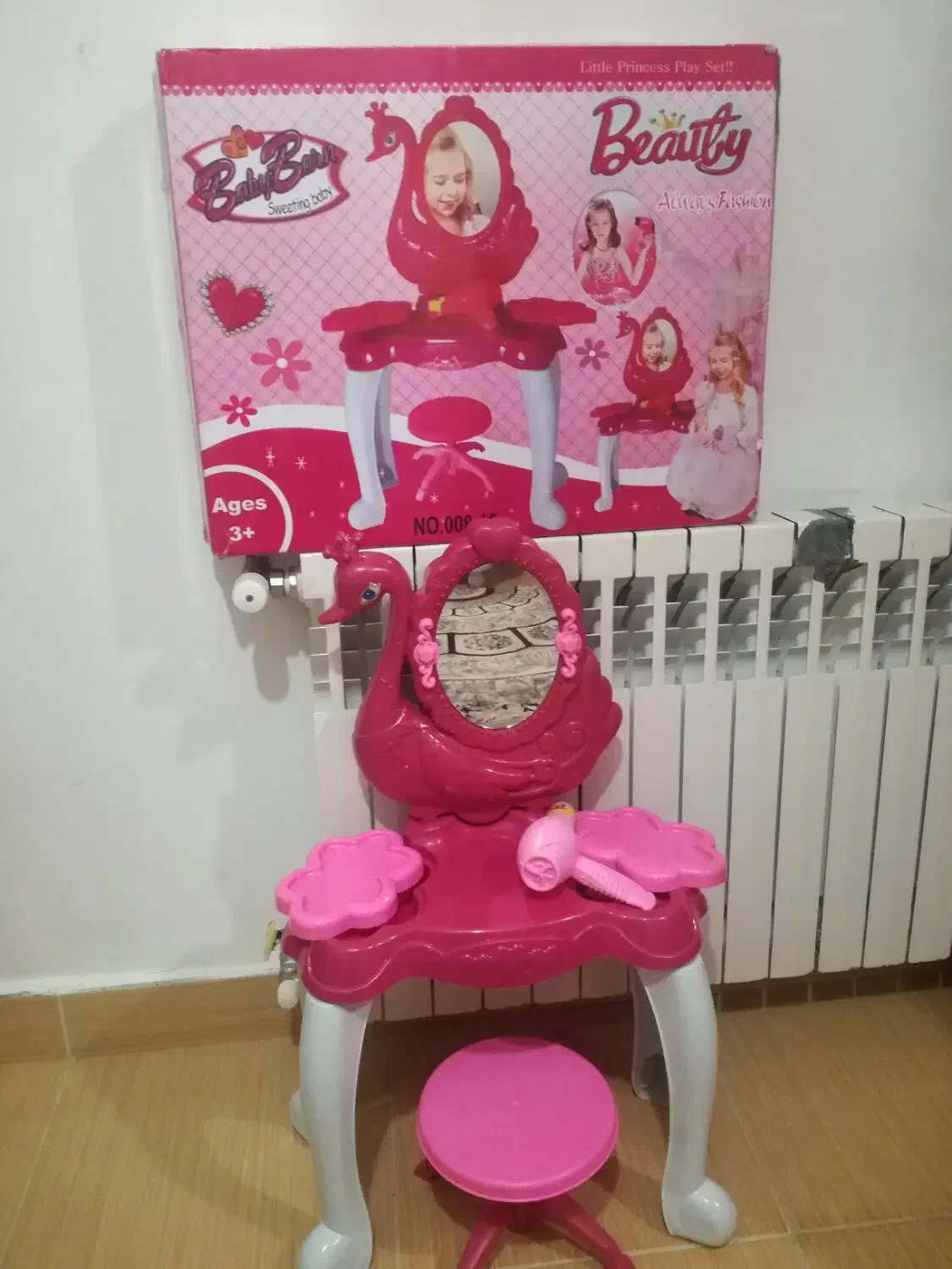 میز آرایش دخترانه ببی بورن|اسباب و اثاث بچه|اردبیل, |دیوار