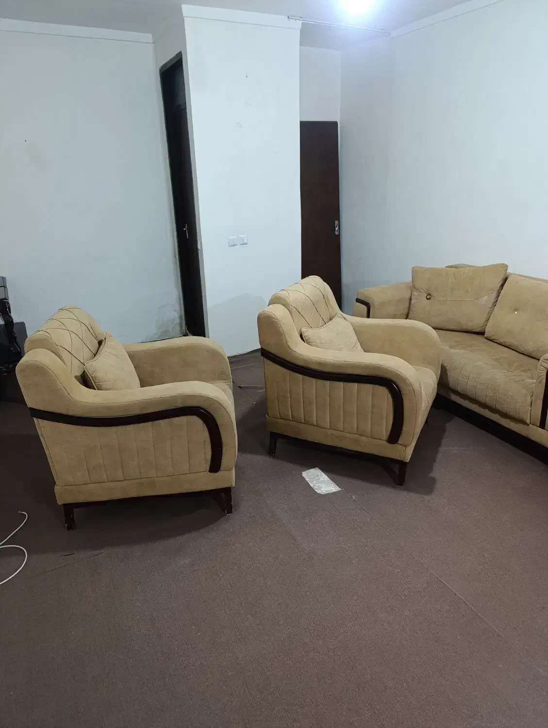 مبل 8نفره چستر با جلو مبلی چوبی محکم|مبلمان خانگی و میز عسلی|ارومیه, |دیوار