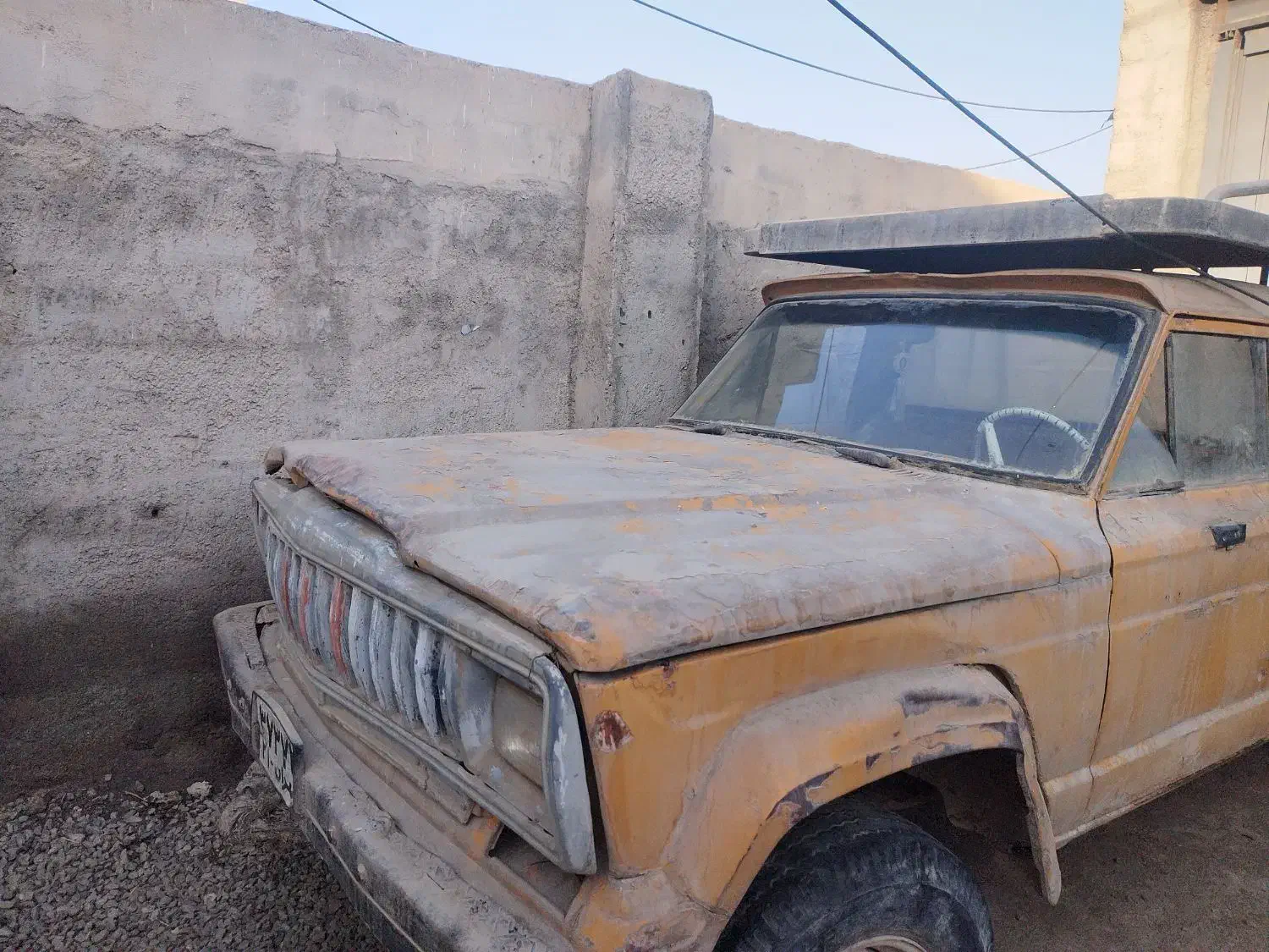 وانت جیپ سیمرغ|خودرو کلاسیک|ابریشم, |دیوار