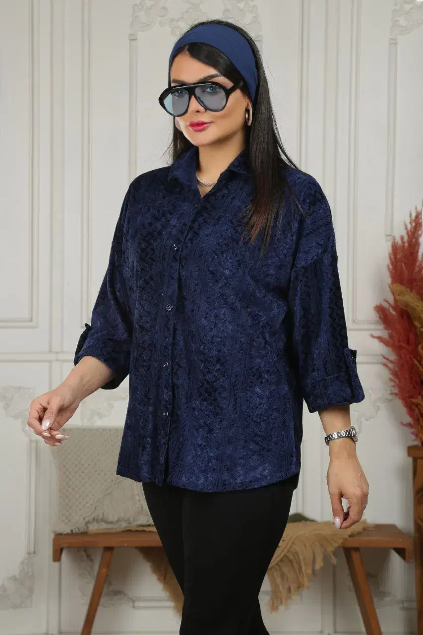 مانتو مخمل|لباس|قرچک, میرزائی شمالی|دیوار