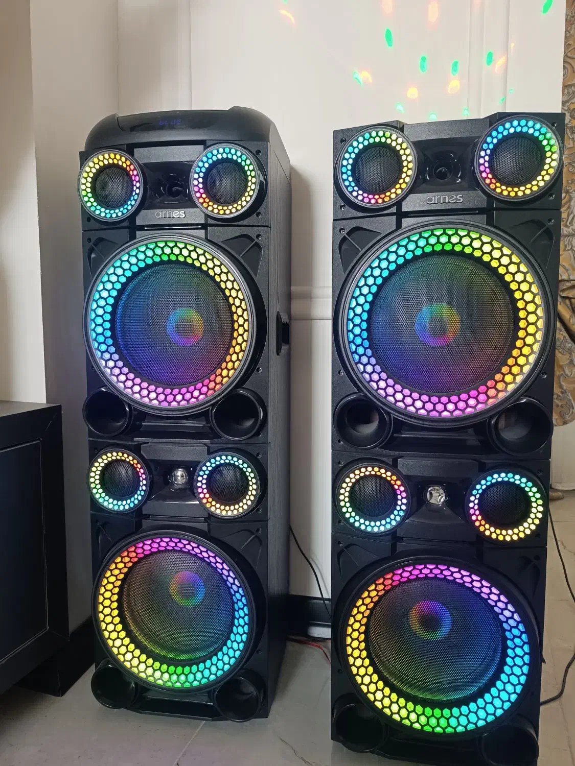 اسپیکر ارنس دوقلو میکروفون بیسیم دار تنظیم صدا|سیستم صوتی خانگی|خمینی‌شهر, |دیوار