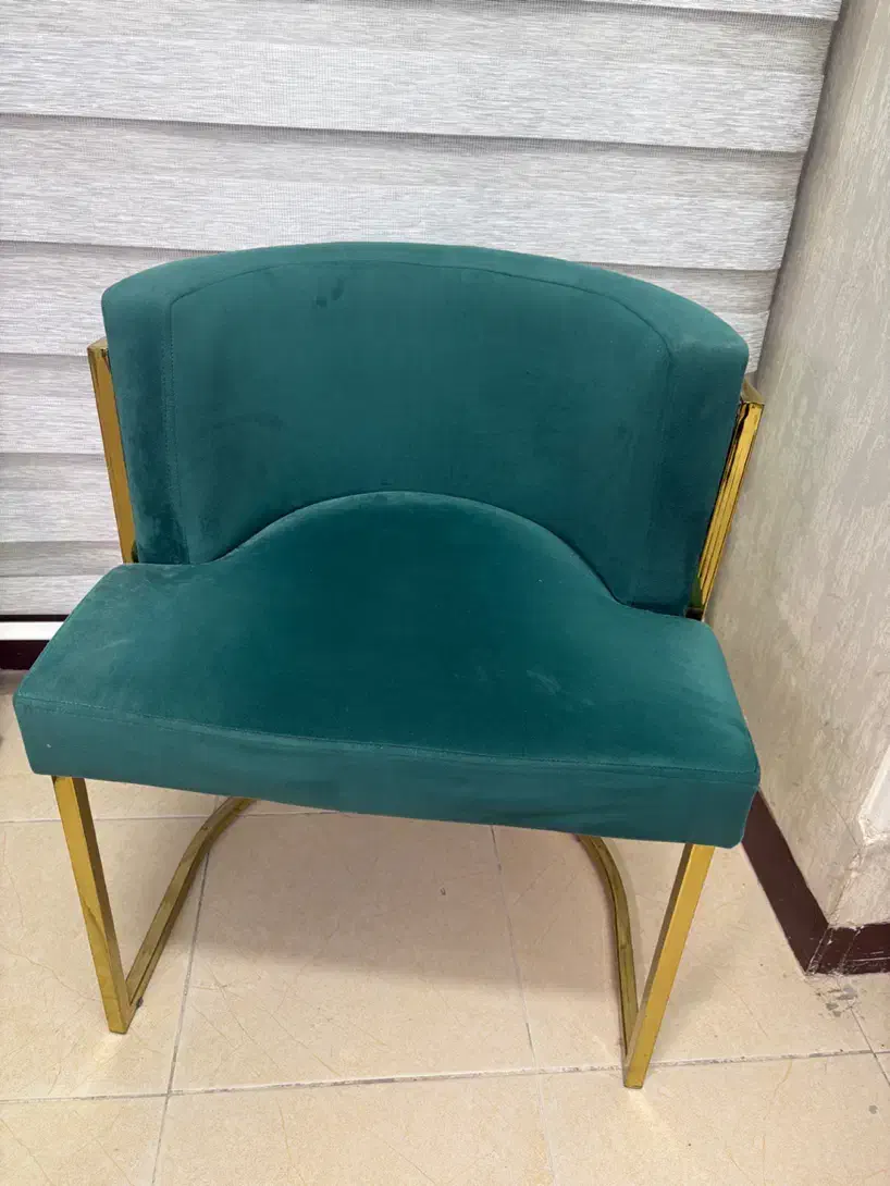 فروش وسایل سالن زیبایی ب صورت تکی ویکجا|آرایشگاه و سالنهای زیبایی|پرند, فاز ۲|دیوار