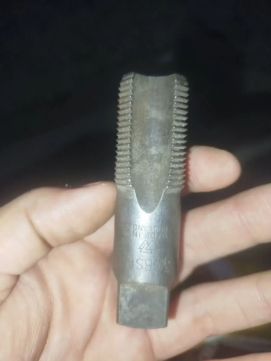 قلاویز(رزوه زن) انگلیسی|ابزارآلات|اندیمشک, |دیوار