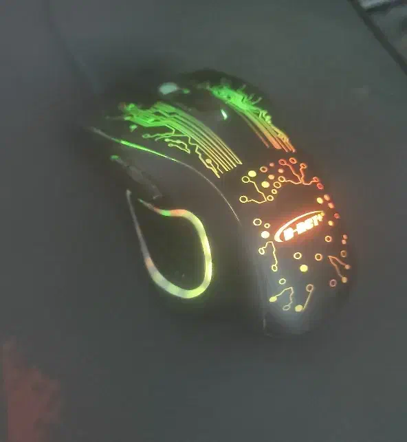 کیس کامپیوتر ، به همراه مانیتور و موس گیمینگ|رایانه رومیزی|شاهرود, |دیوار