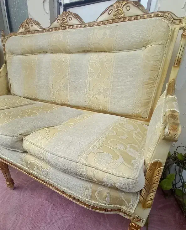 مبل ۷ نفره|مبلمان خانگی و میز عسلی|رشت, باهنر|دیوار