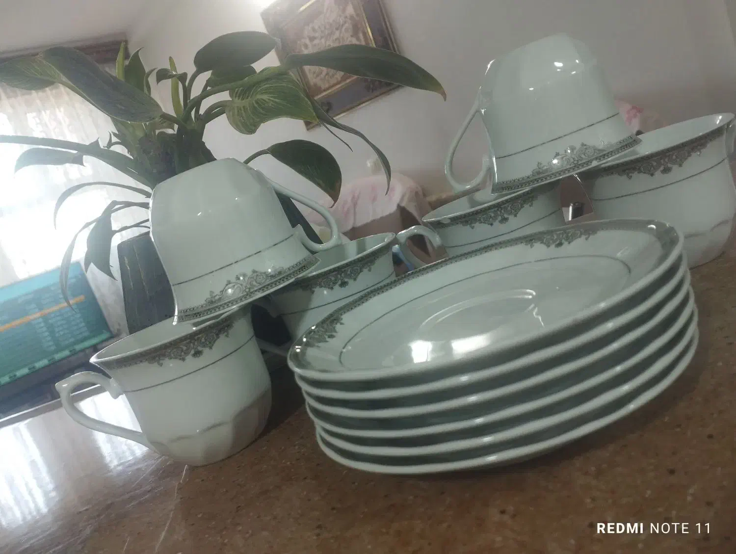 دو سرویس چای خوری|ظروف سرو و پذیرایی|قم, شاه سید علی|دیوار