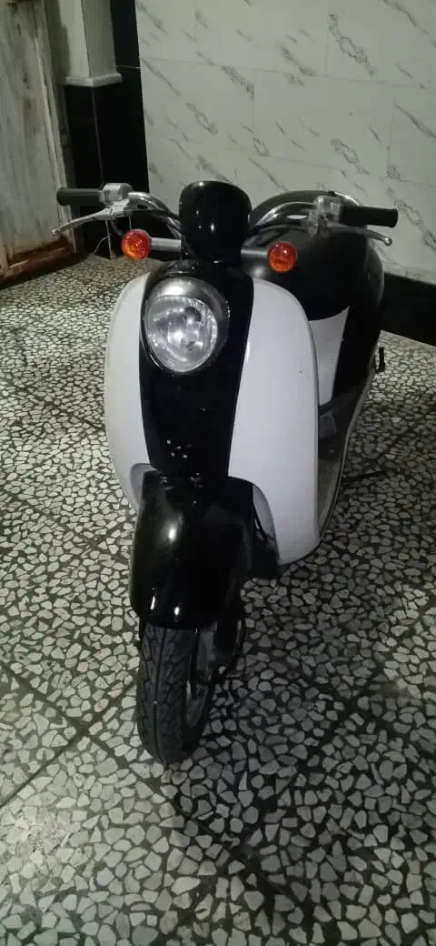 هوندا اسکوپی و دیو چهار زمانه|موتورسیکلت|یزد, |دیوار