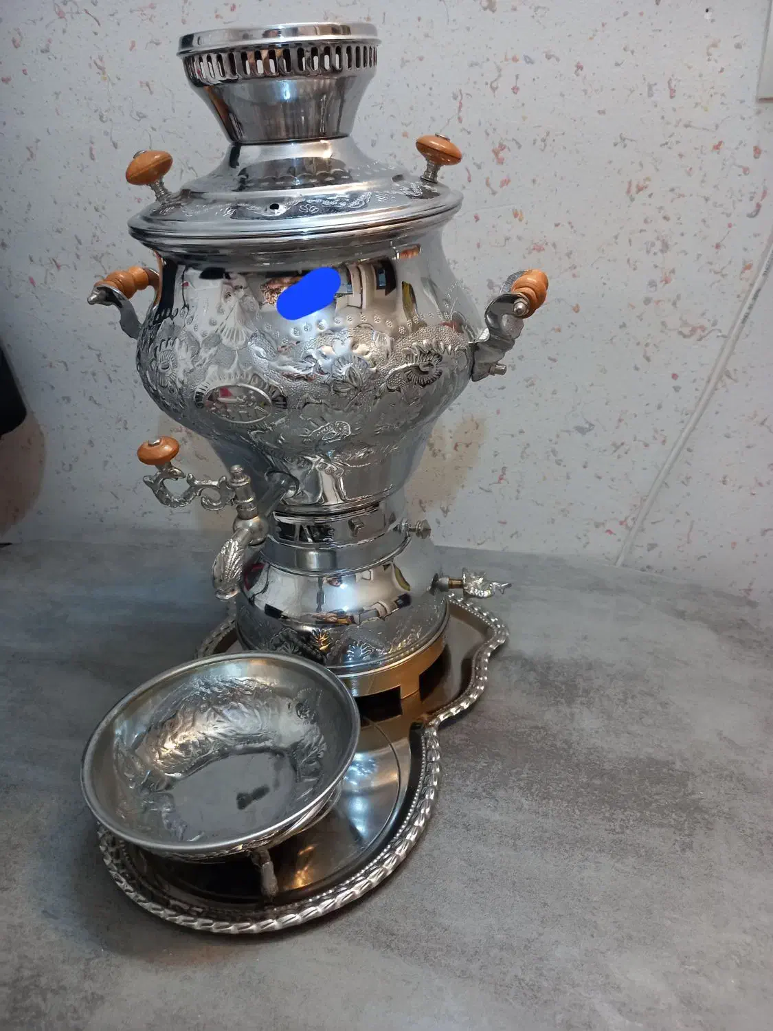 سماور گازی|سماور، چایساز، قهوهساز|بروجن, |دیوار