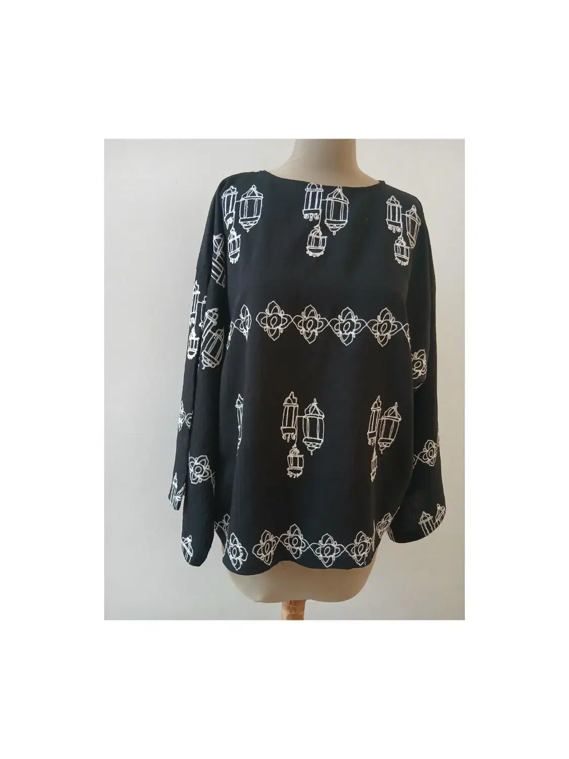 شومیز زیبا|لباس|شیراز, شهرک صدا و سیما|دیوار