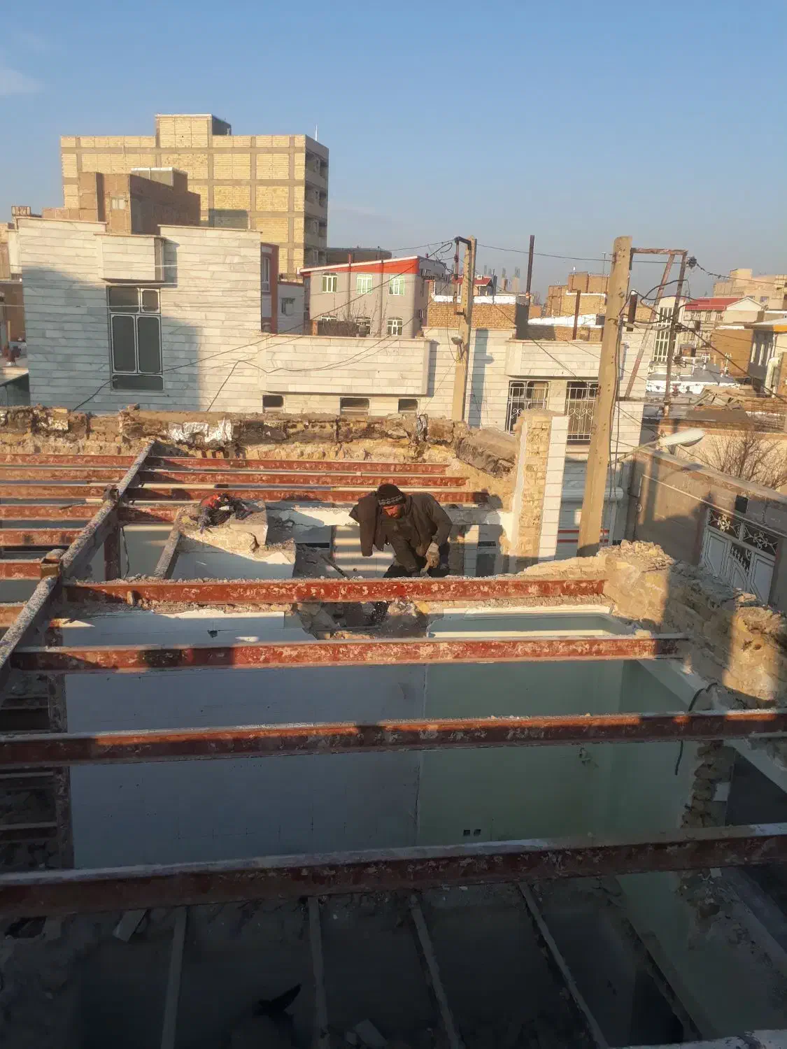 تخریب وبتن کنی سید|خدمات پیشه و مهارت|مرند, |دیوار