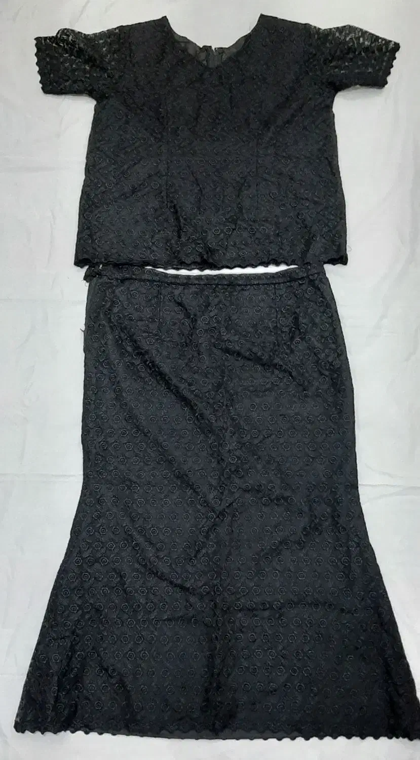 لباس مجلسی|لباس|فومن, |دیوار