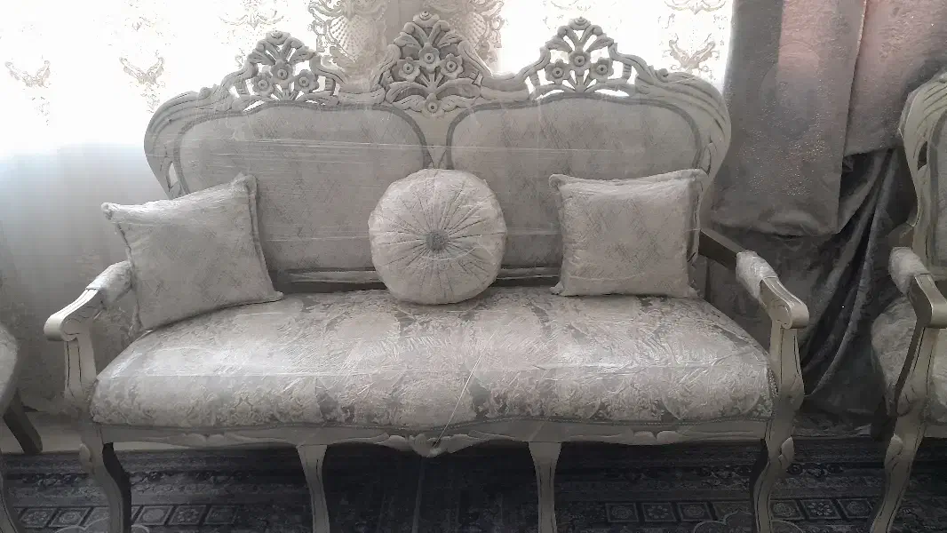 مبل سلطنتی ۹ نفره|مبلمان خانگی و میز عسلی|شهریار, شهرک امیریه|دیوار