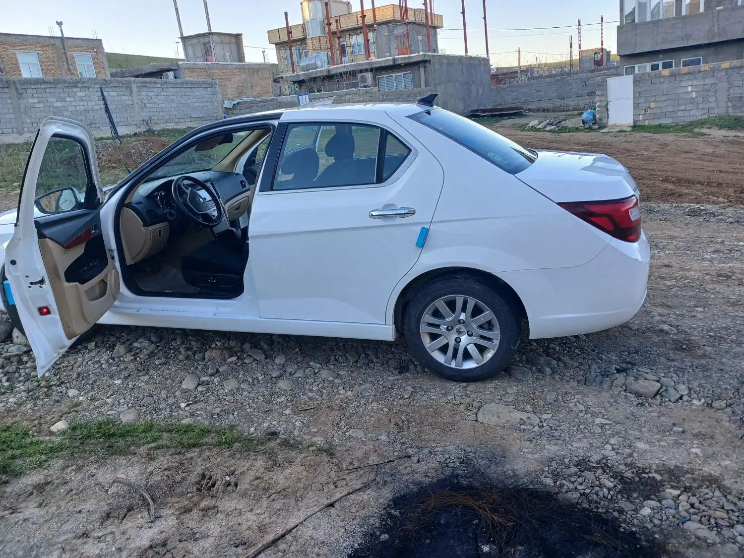 دنا پلاس تیپ۲ مدل ۹۹|خودرو سواری و وانت|آبش احمد, |دیوار