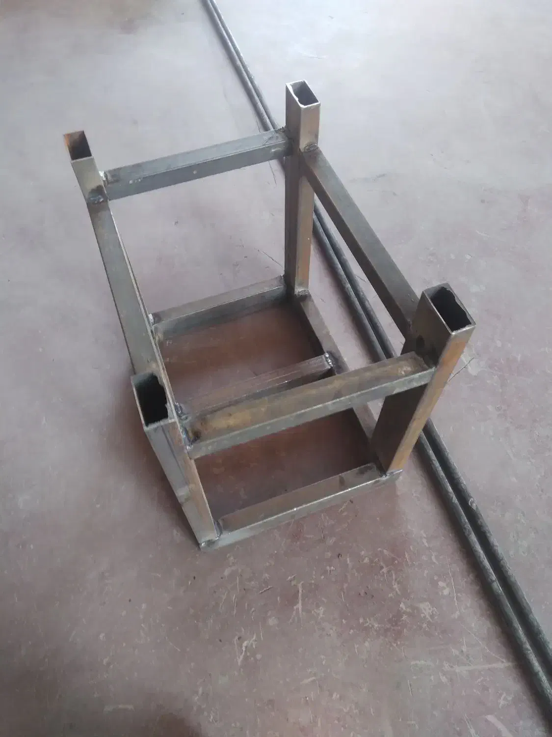 ساخت ونصب تعمیرات درب وپنجره . حفاظ نرده سایبان|خدمات پیشه و مهارت|اردکان, |دیوار