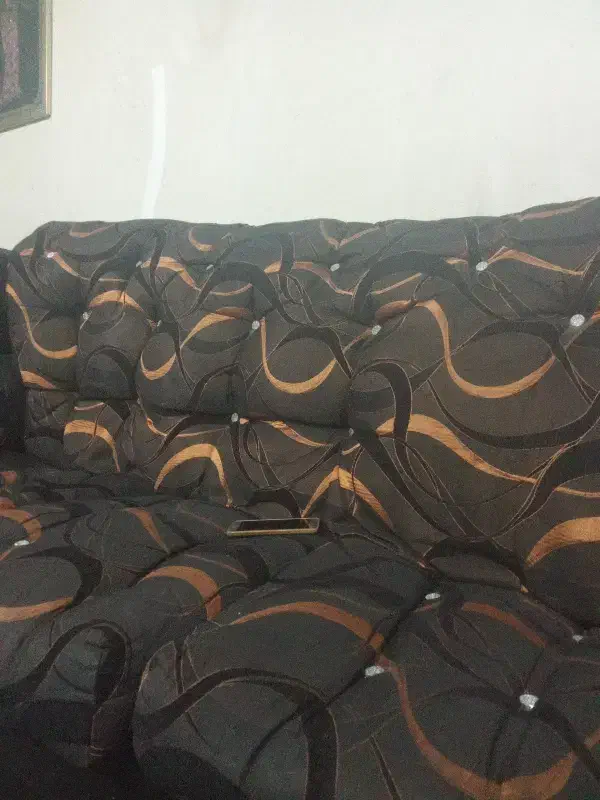 مبل ۷نفره تمیز هست|مبلمان خانگی و میز عسلی|شیراز, شریف‌آباد|دیوار