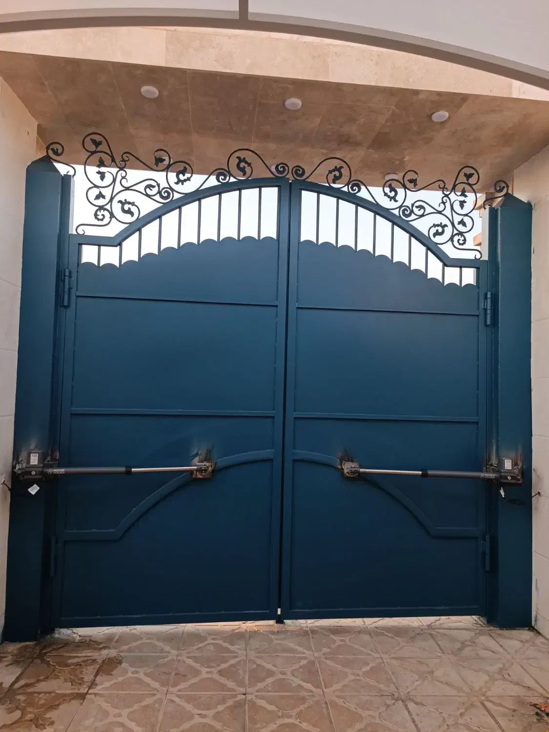 جک پارکینگی آوا دُر|خدمات پیشه و مهارت|آق قلا, |دیوار