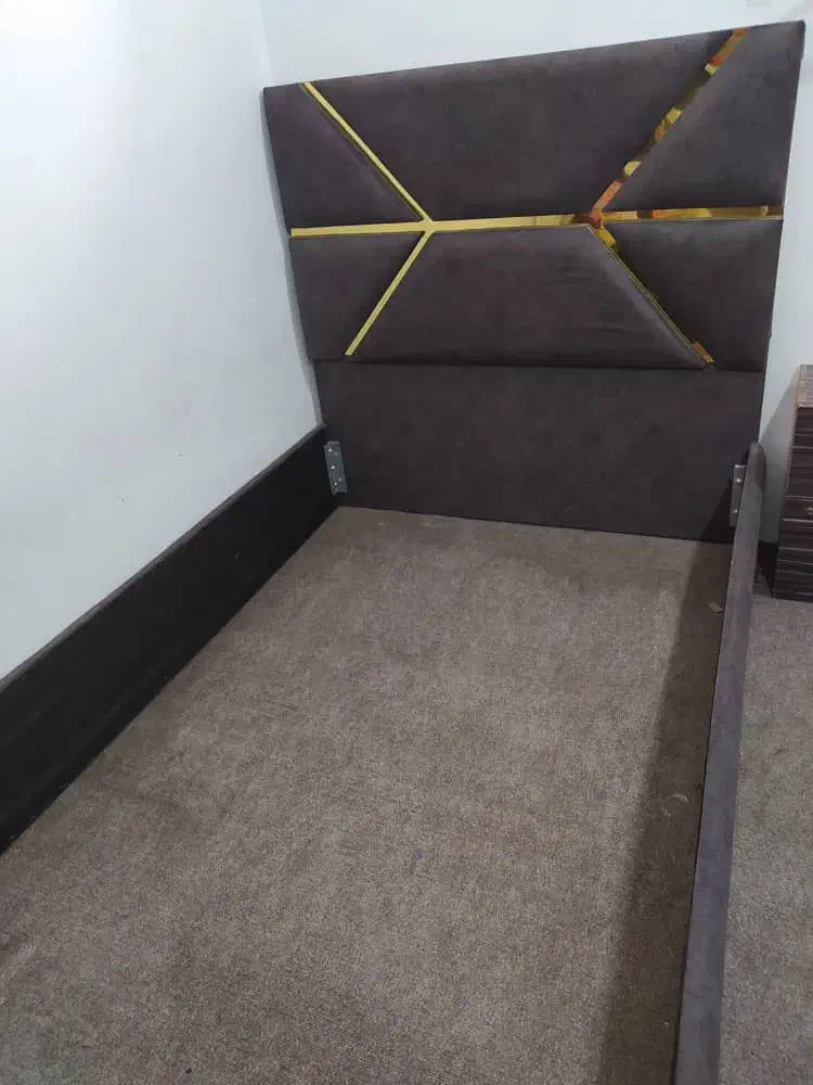 تخت خواب 120|تخت و سرویس خواب|کارون, |دیوار