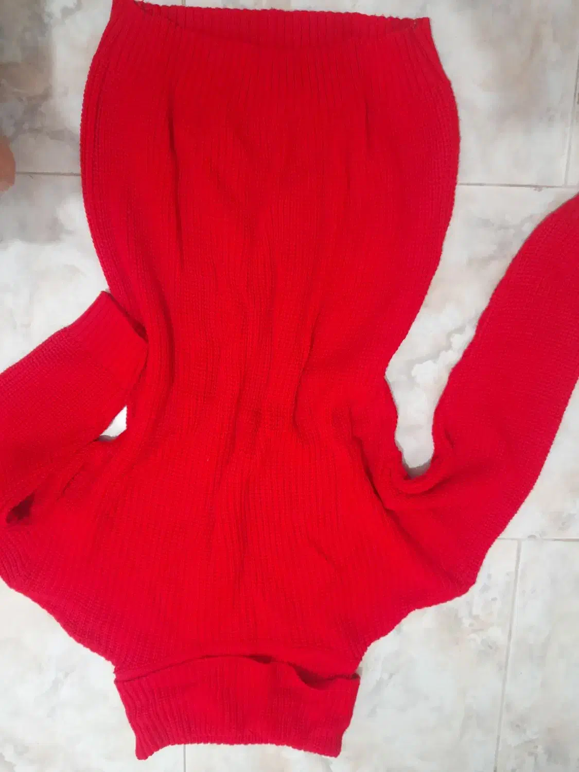 بافت قرمز جذاب و گرم|لباس|رشت, نظری|دیوار