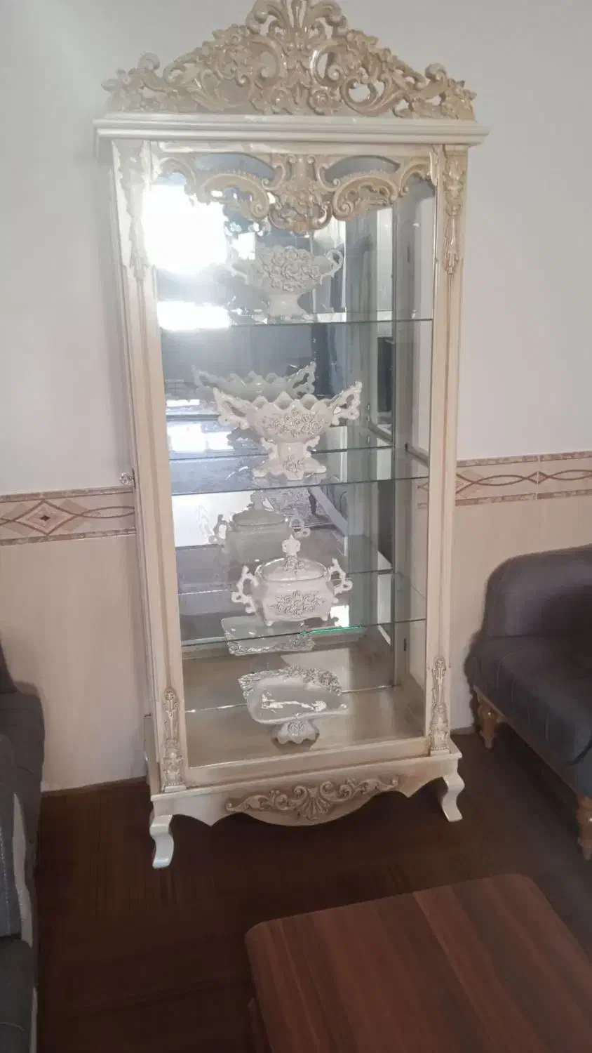 بوفه|بوفه، ویترین، کنسول|میانه, |دیوار