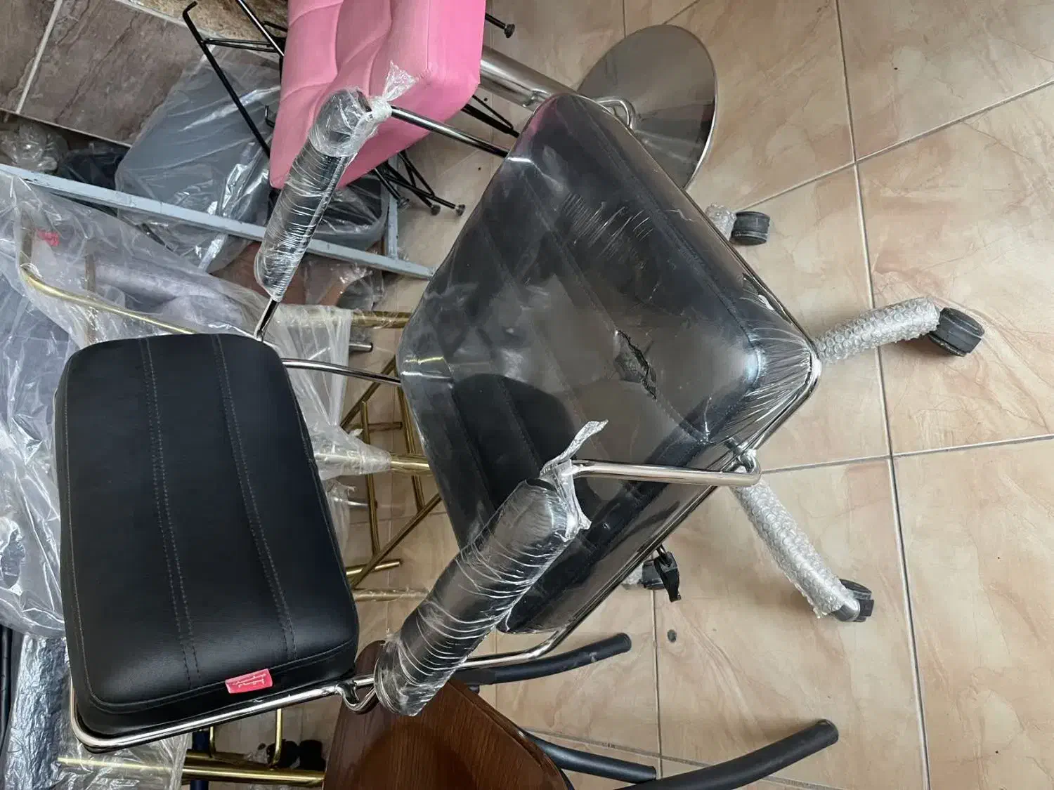 فروش صندلی اداری و ناهار خوری زیر قیمت|مبلمان اداری|میانه, |دیوار