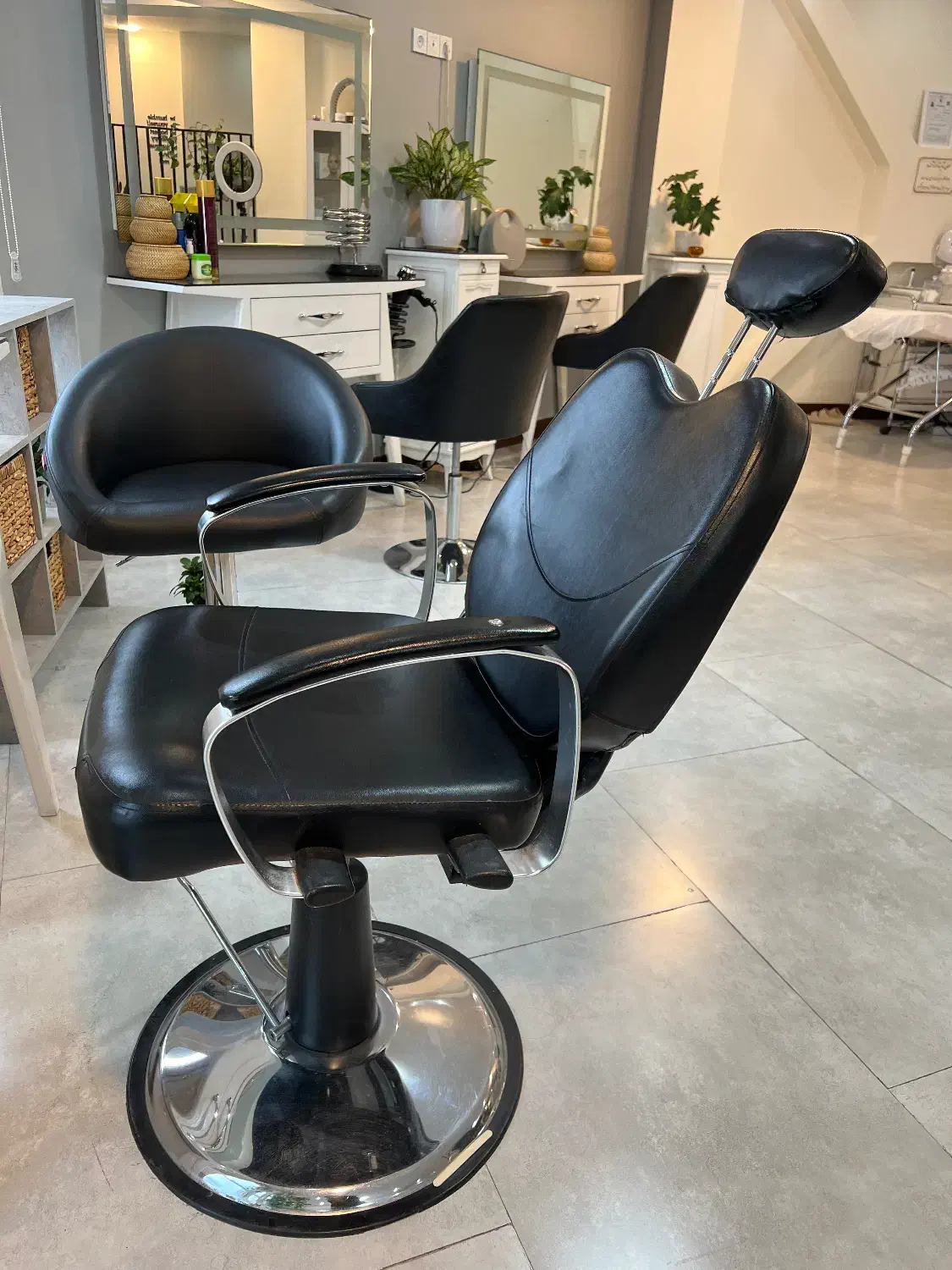 صندلی میکاپ|آرایشگاه و سالنهای زیبایی|پردیس, فاز ۲|دیوار