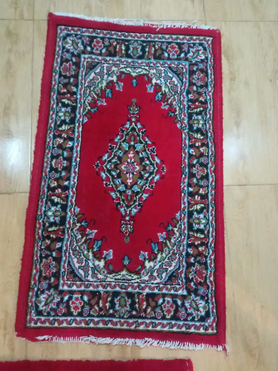 پادری|پادری|رشت, توشیبا|دیوار