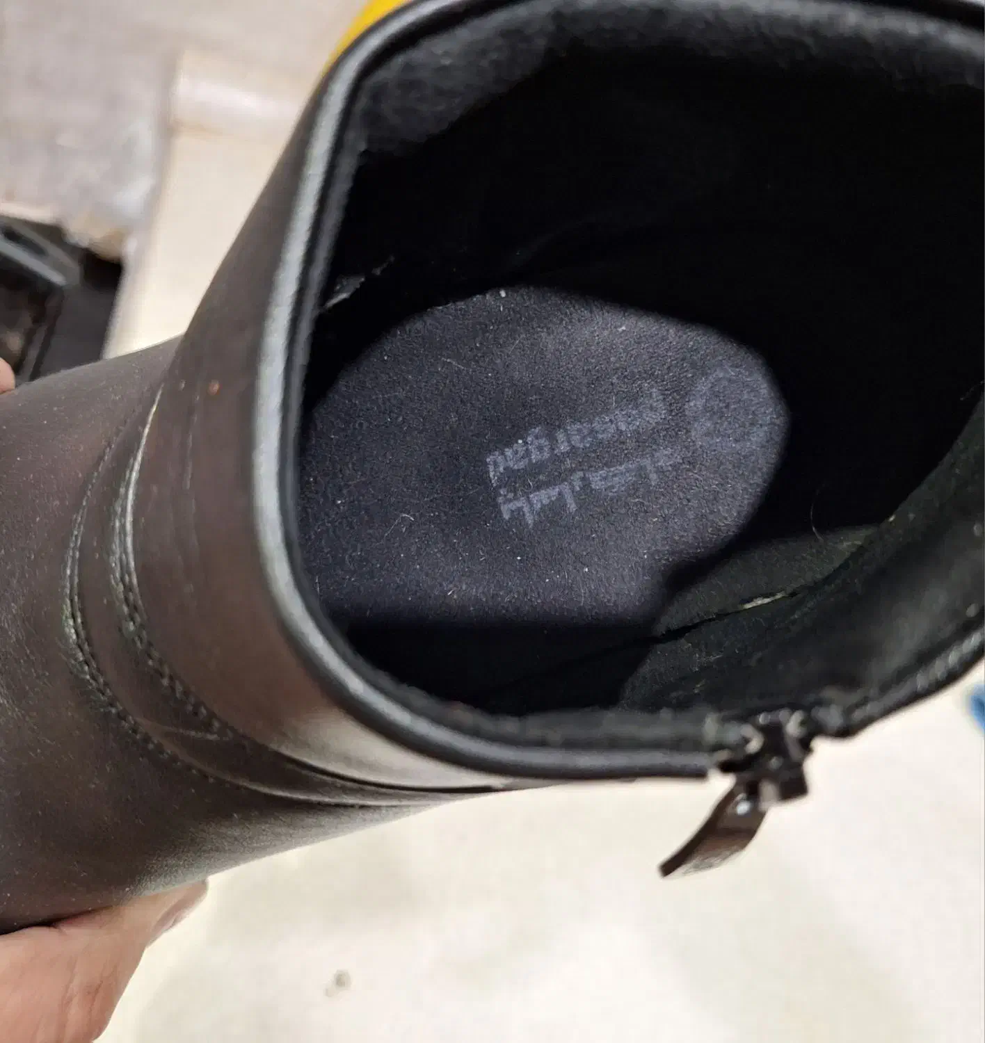 کفش چرم طبی با کفی puo بوت مشکی برند پاسارگاد|کیف، کفش، کمربند|شاهینشهر, شهرک امام رضا|دیوار