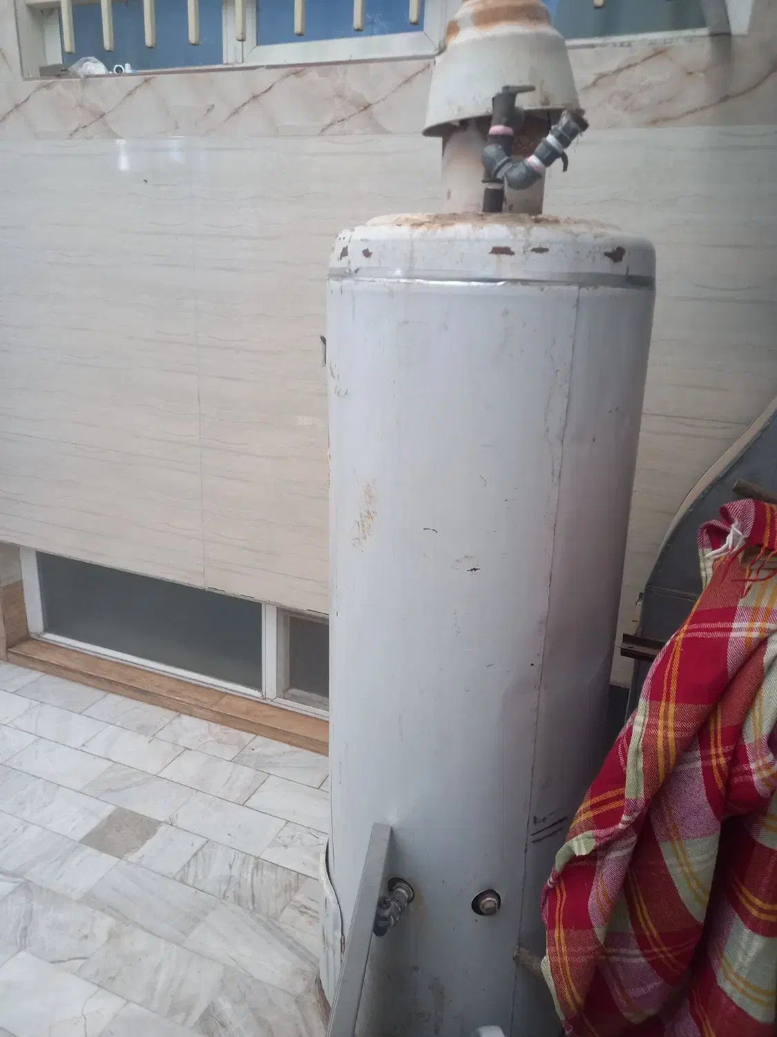 سینگ و آبگرمکن|آبگرمکن، پکیج، شوفاژ|قم, شهید صیاد شیرازی|دیوار