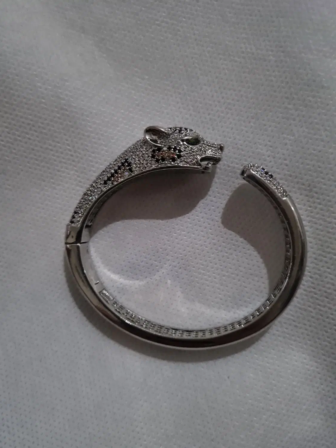 دستبند|بدلیجات|شاهین‌شهر, عطار|دیوار