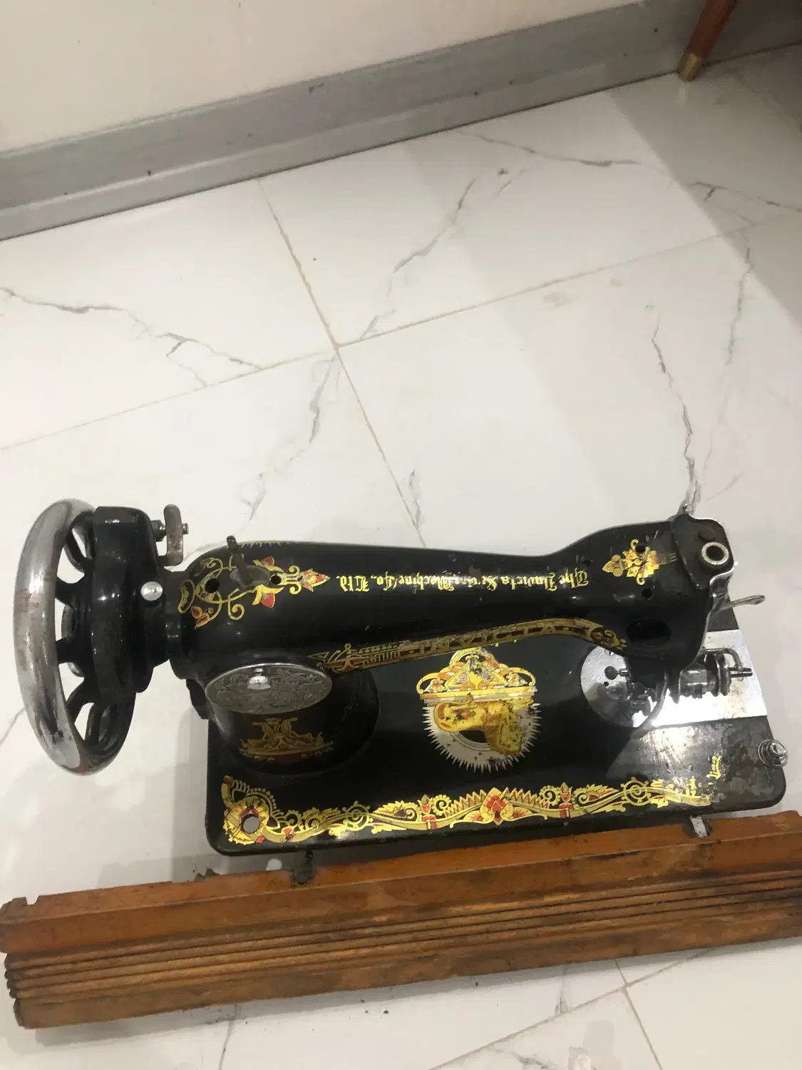 چرخ خیاطی|چرخ خیاطی و ریسندگی|بابل, |دیوار